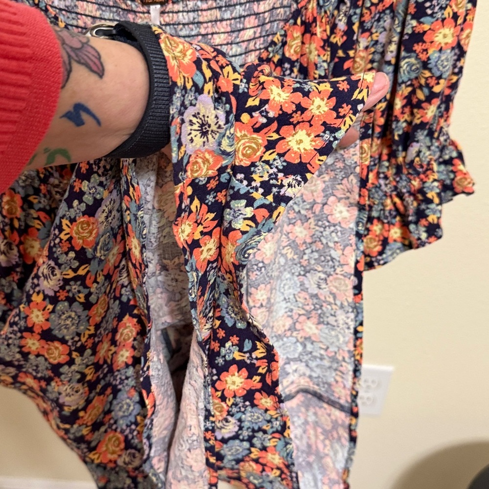 Free people 🌹Floral Puff Sleeve Top - Picture 12 of 17